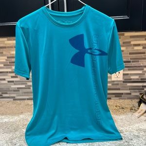 Boys under Armour size youth xl